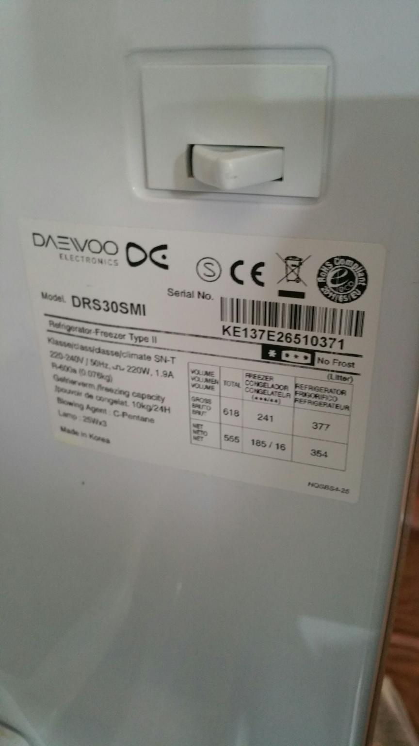Daewoo American style double fridge freezer in B11 Birmingham für 150