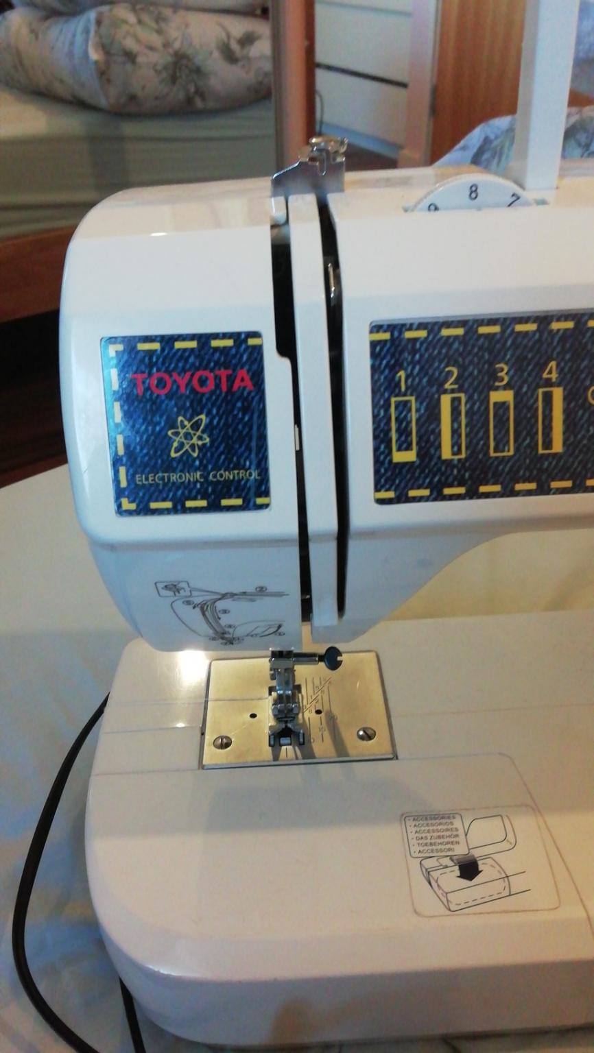 Toyota Jeans sewing machine in E17 London Borough of Waltham Forest for