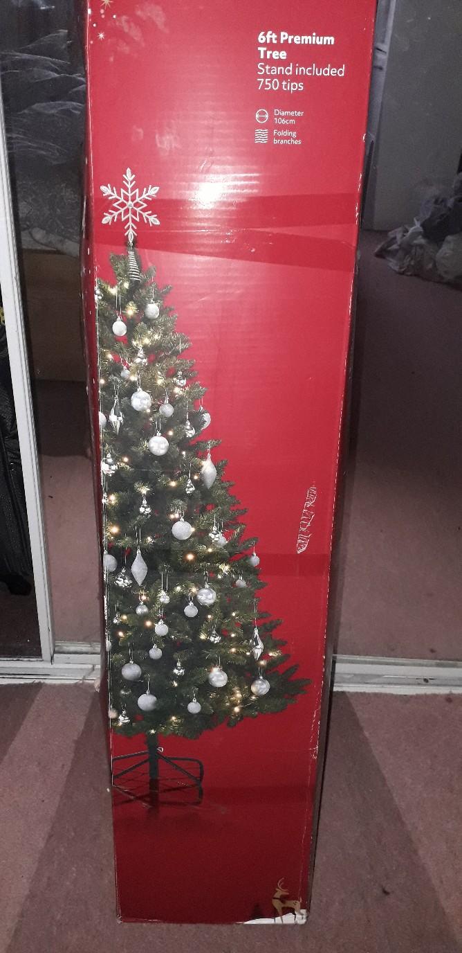 6ft Christmas tree used once in TN8 Sevenoaks for £10.00 for sale Shpock