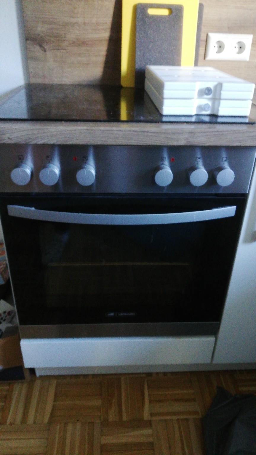 Backofen Leonard inkl Ceranfeld in 8663 St. Barbara im Mürztal für 200