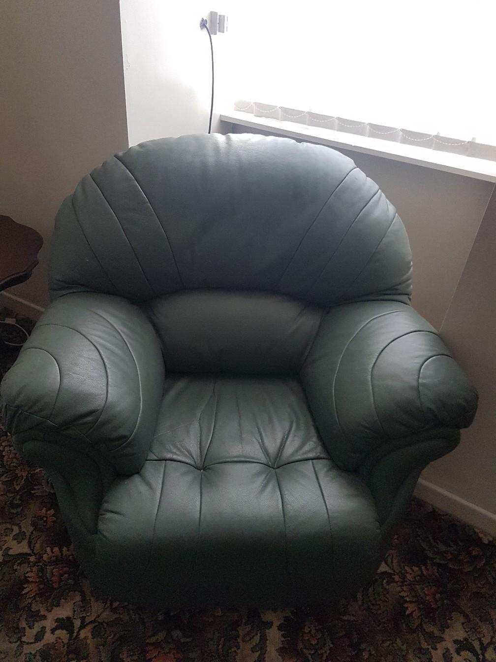 Leather 3 piece suite in WN2 Wigan for £40.00 for sale Shpock