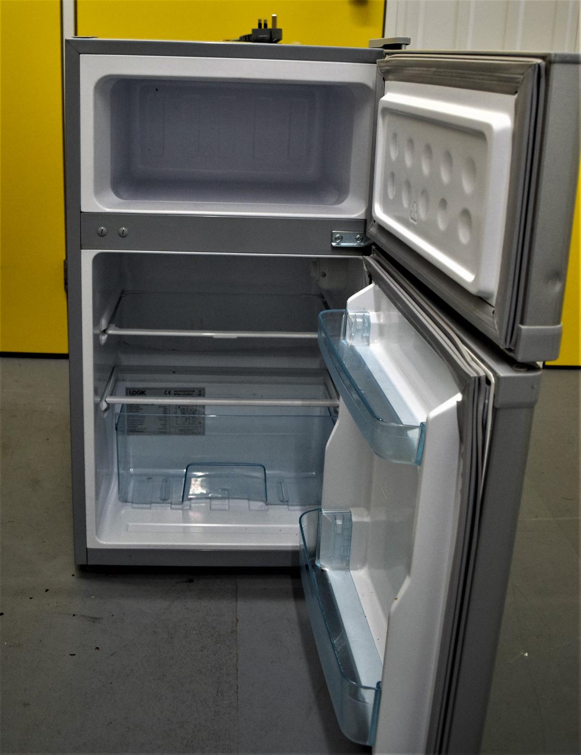 Logik Under Counter Fridge Freezer in TW8 London for £49.00 for sale