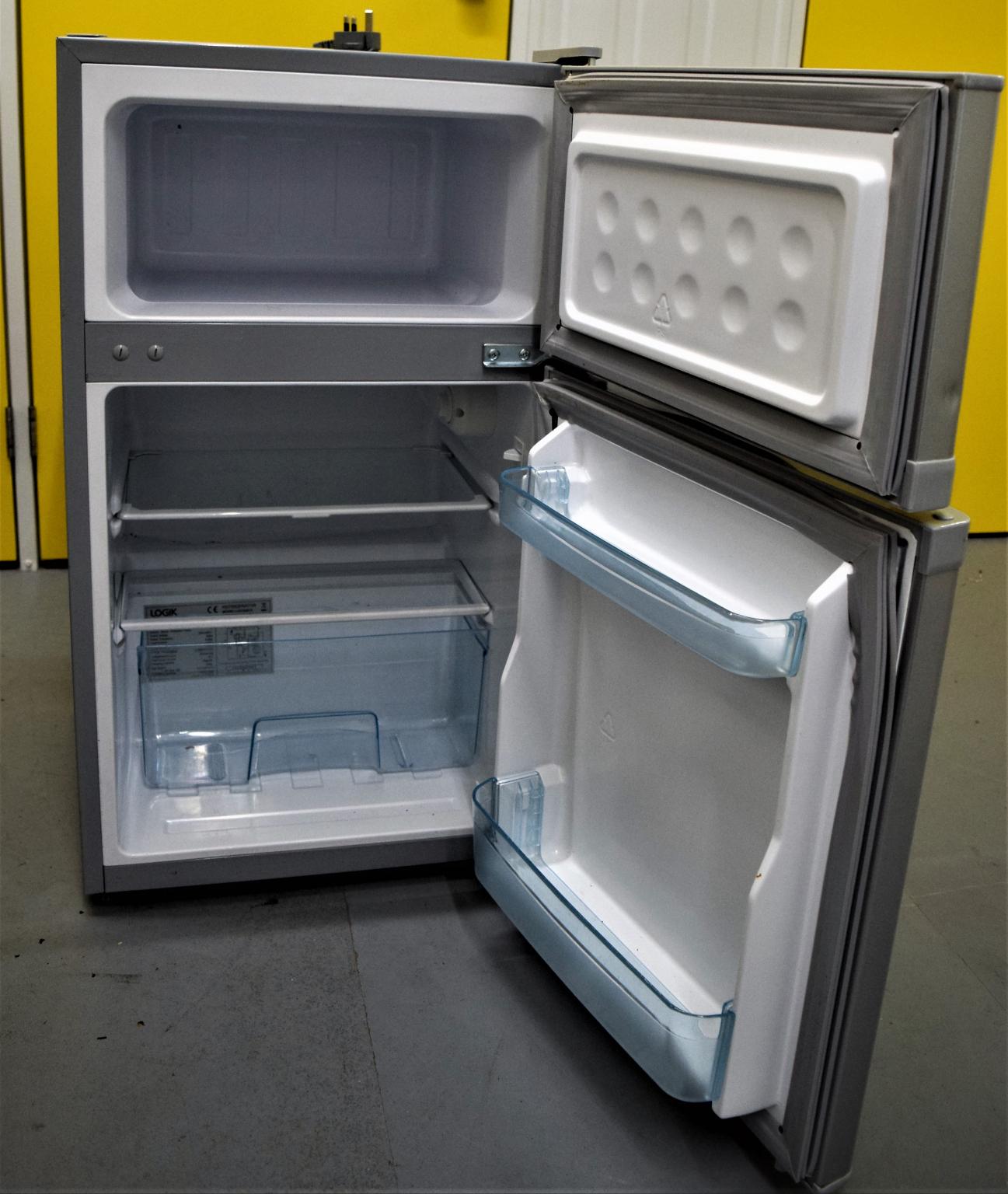 Logik Under Counter Fridge Freezer in TW8 London for £49.00 for sale