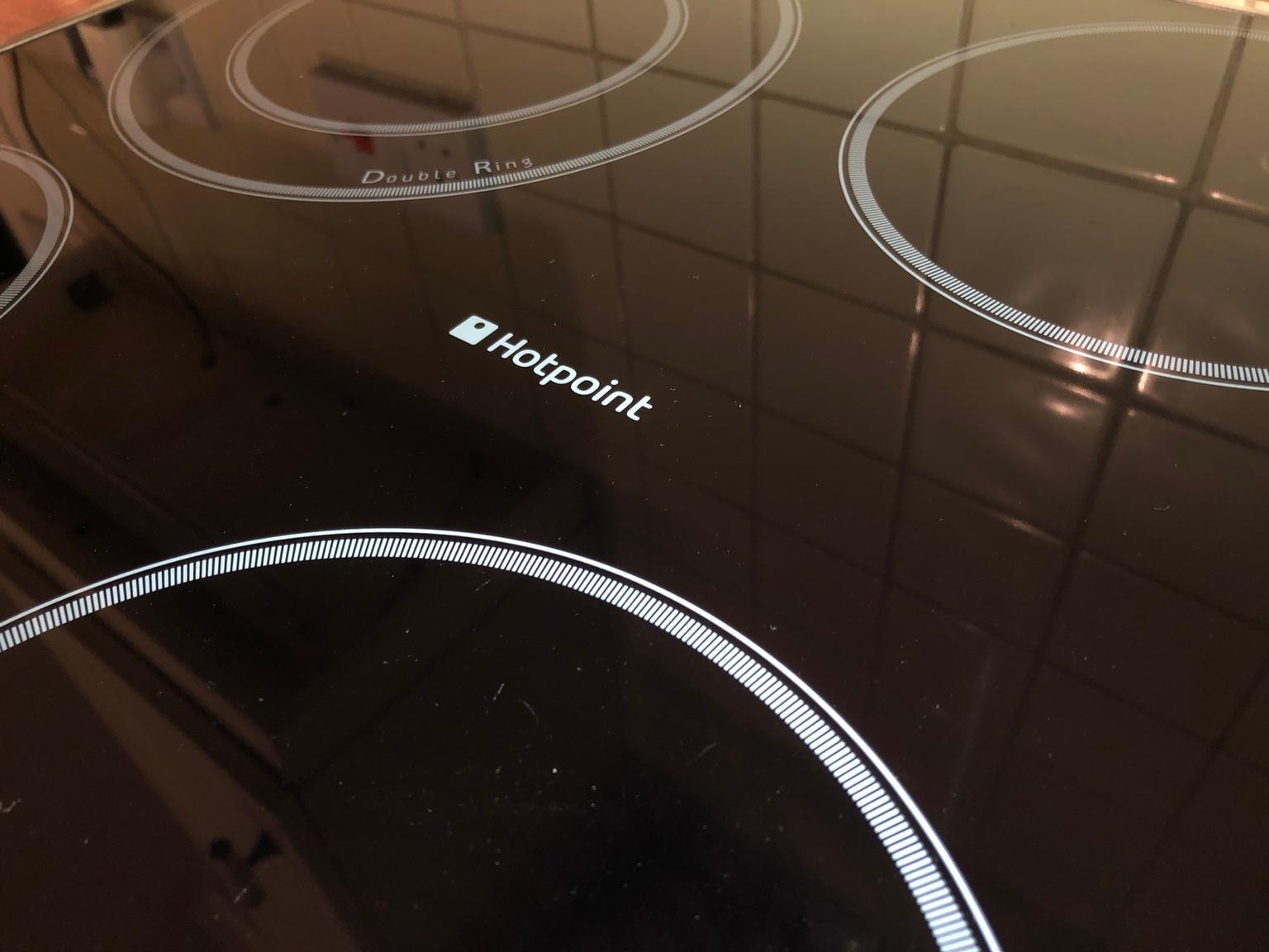 Hotpoint Schott Ceran Black Glass Elec Hob in TF10 Newport for £30.00