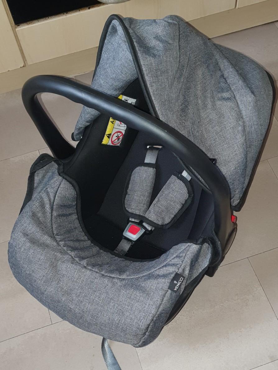 Venicci 3 in 1 Pram in OL2 Oldham for £100.00 for sale Shpock