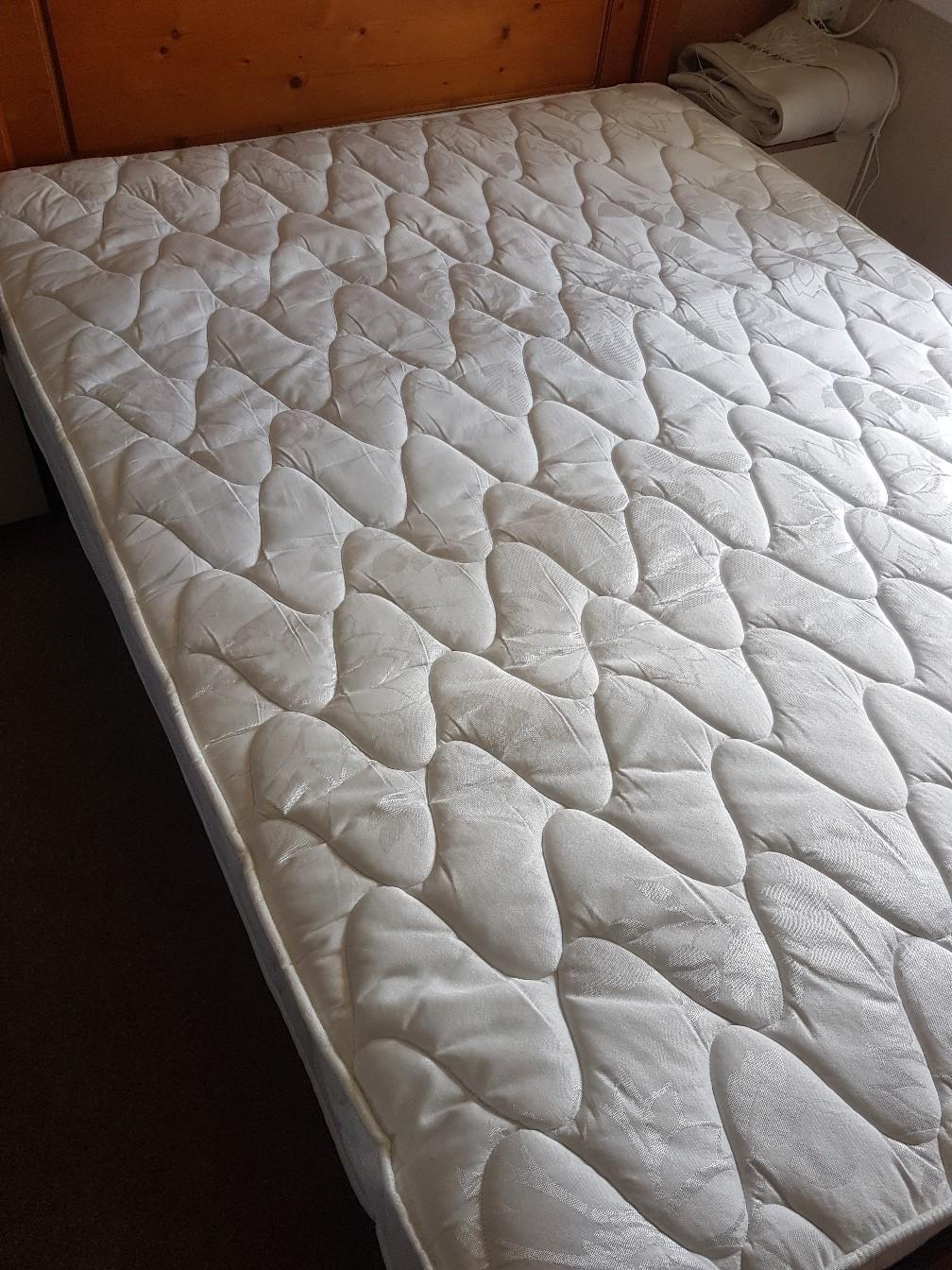 silent night double mattress 5ft wide in West Lancashire for £15.00 for