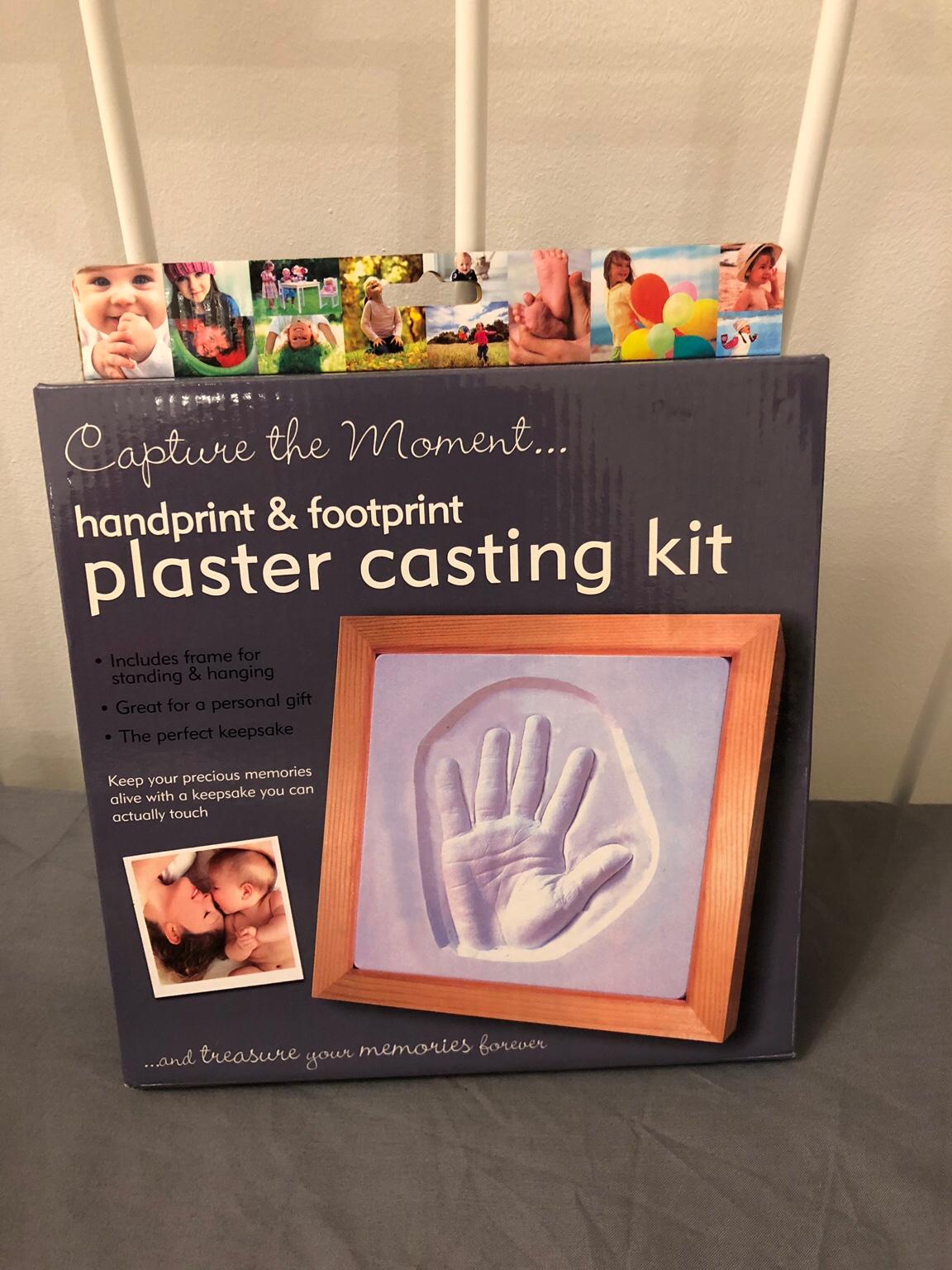 Handprint and footprint plaster casting kit in SE12 London für 3,00