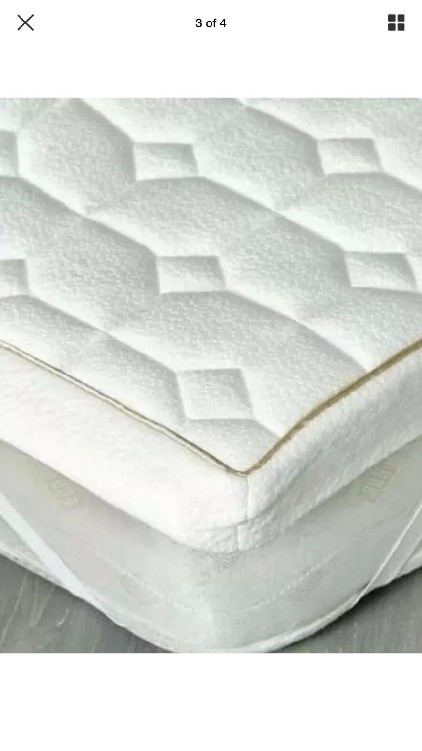 Dorma Tencel Memory Foam Mattress Topper King in DY11 Wyre Forest for £