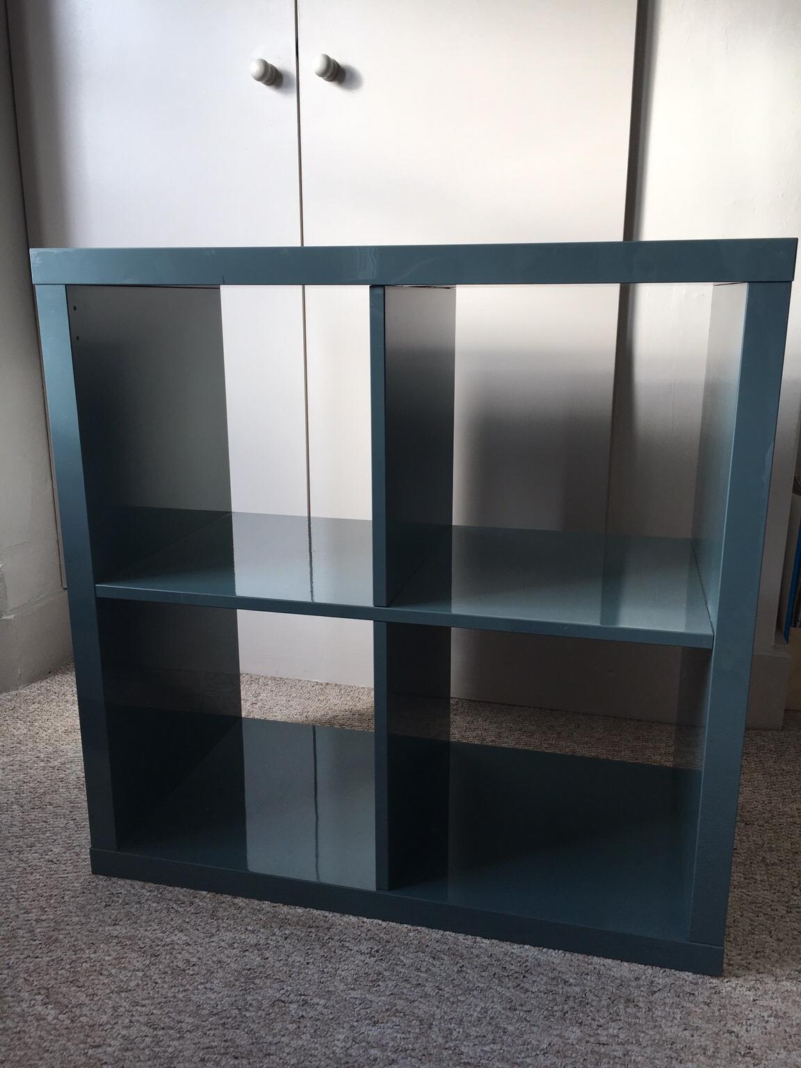 Ikea Kallax shelving unit in rare colour in W7 London für £ 25,00 zum