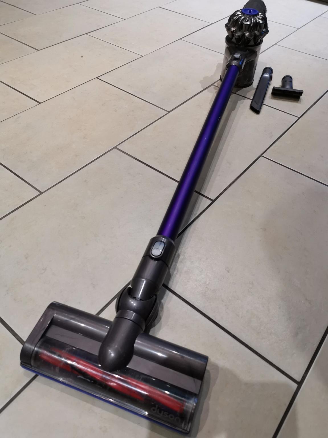 dyson handheld cordless vacuum hoover in B1 Birmingham for £85.00 for