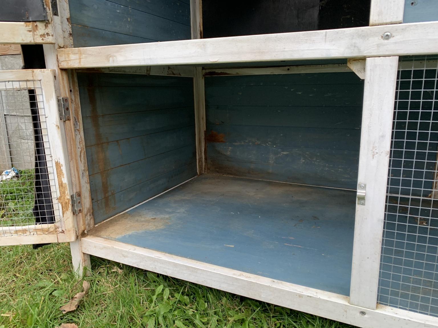 Foxglove Rabbit Hutch & Thermal Cover in Doncaster for £90.00 for sale