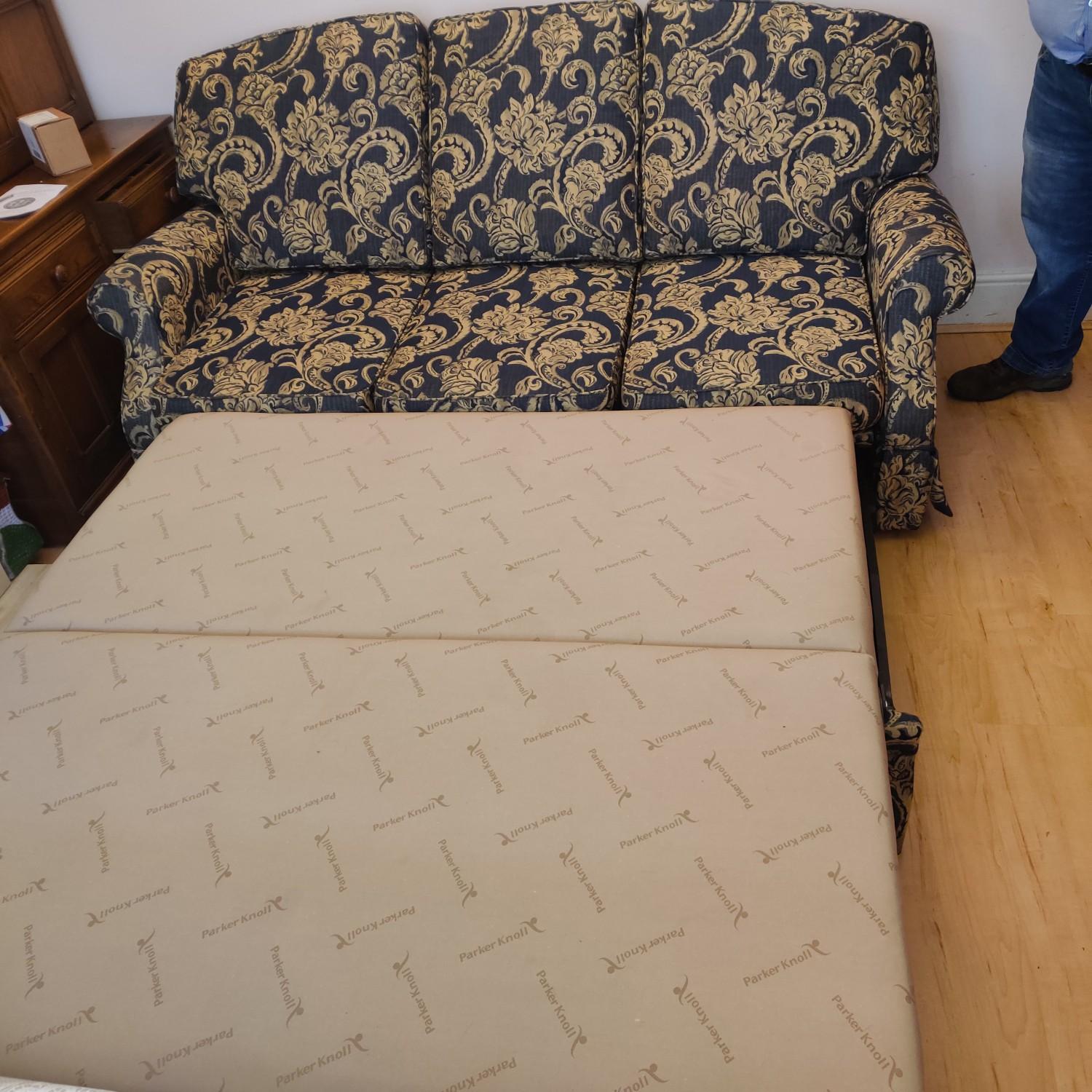 sofa bed Parker Knoll in NN1 Northampton for £40.00 for sale Shpock