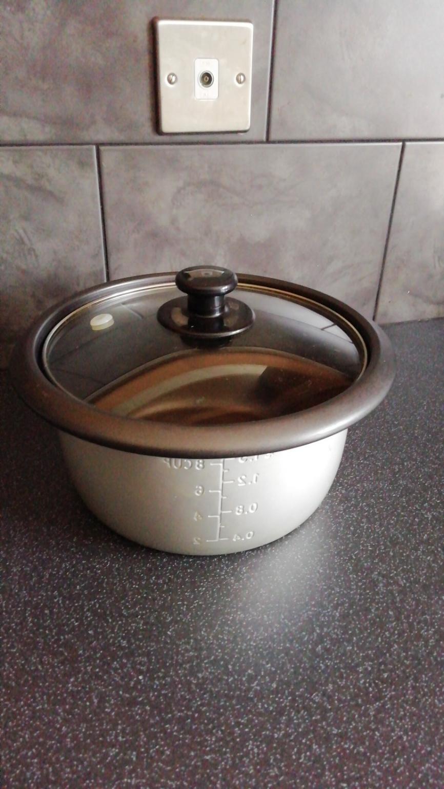 Cookworks Rice Cooker Metal inner pot & lid in RM15 Ockendon for £5.00