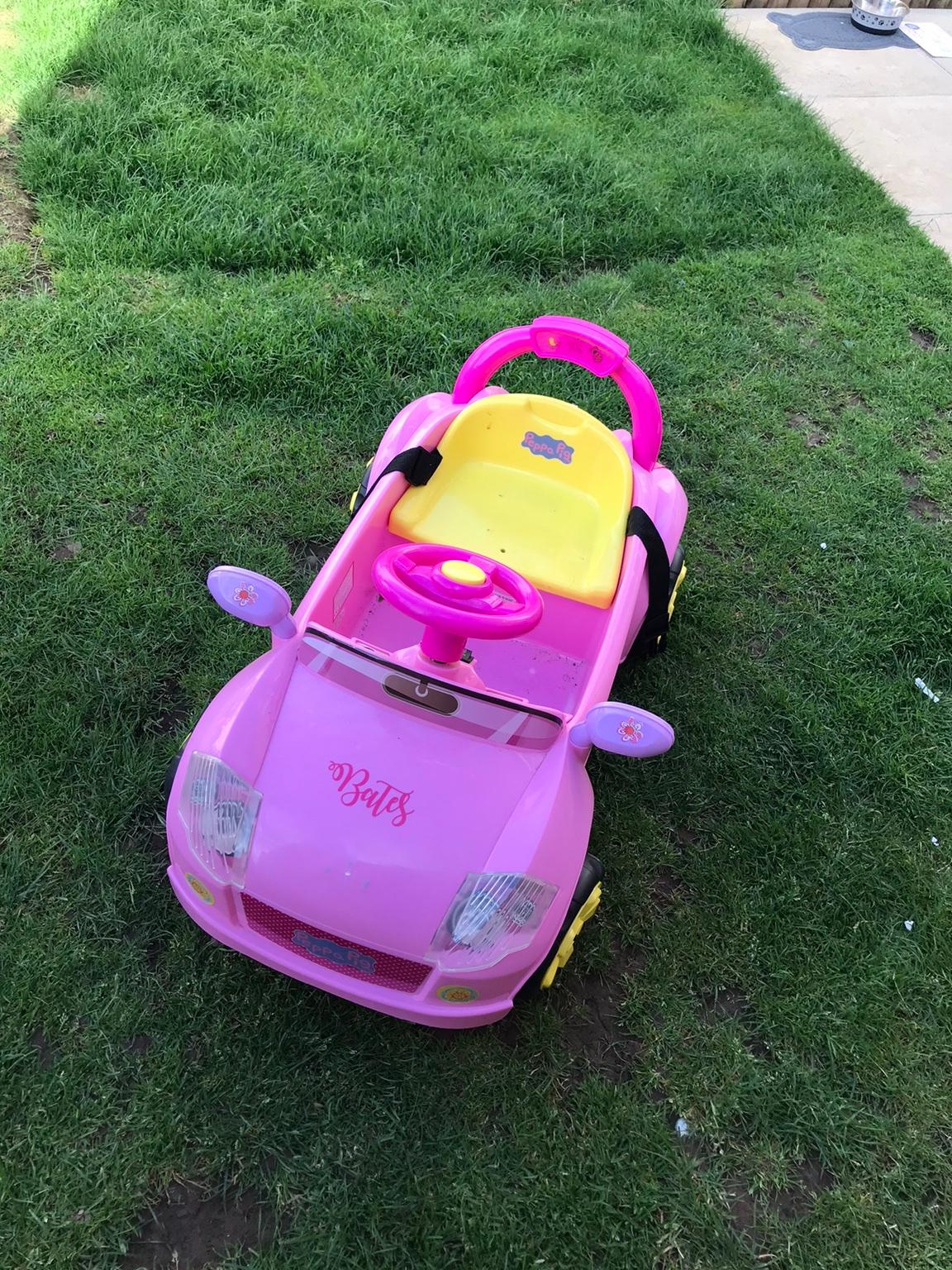 Peppa pig electric car in Doncaster for £10.00 for sale Shpock
