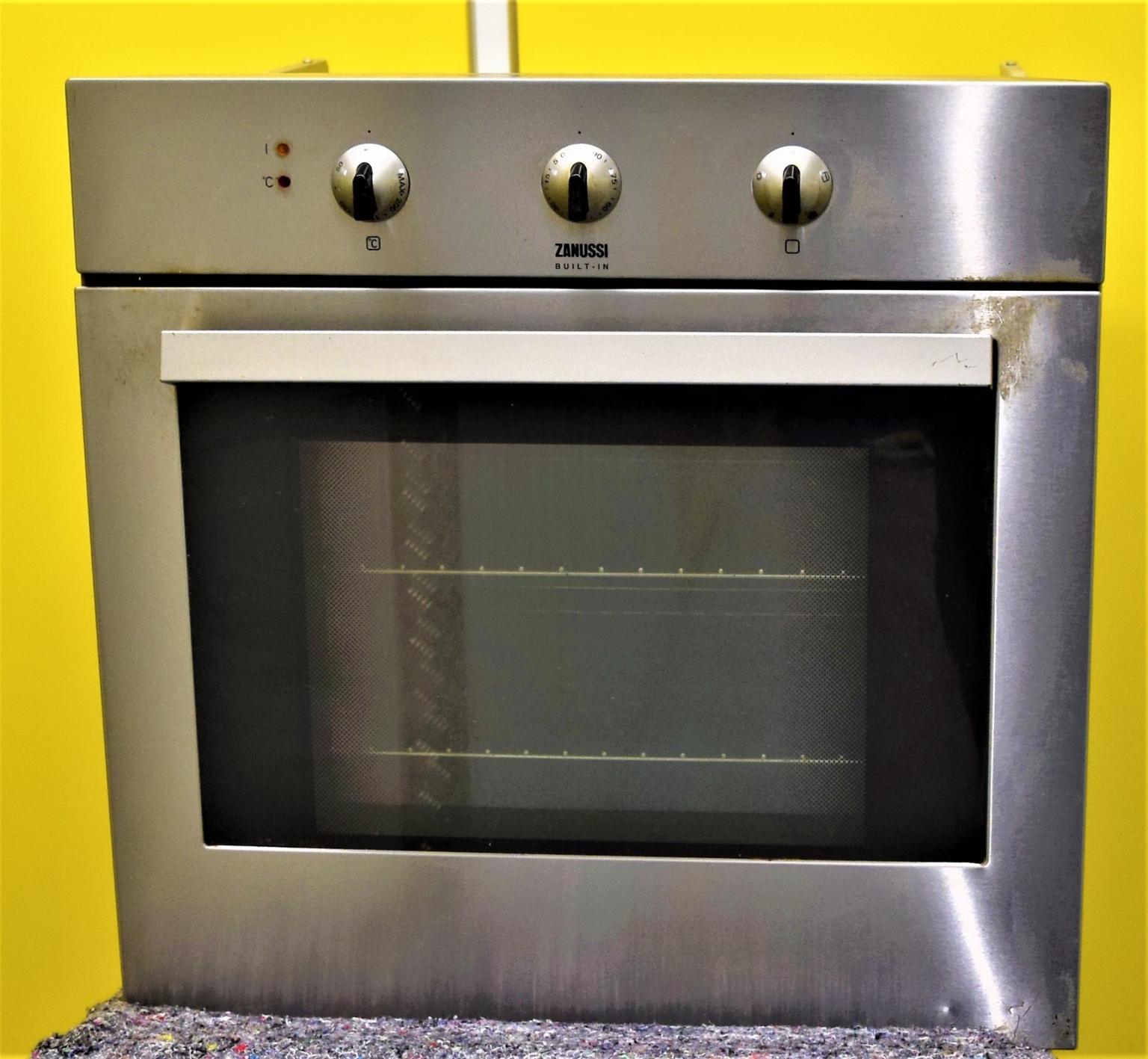 Zanussi Single Fan Oven in TW8 Hounslow for £40.00 for sale Shpock