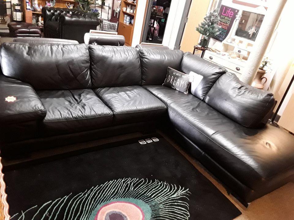 Black leather corner suite in SK15 Stalybridge für 295,00 £ zum Verkauf