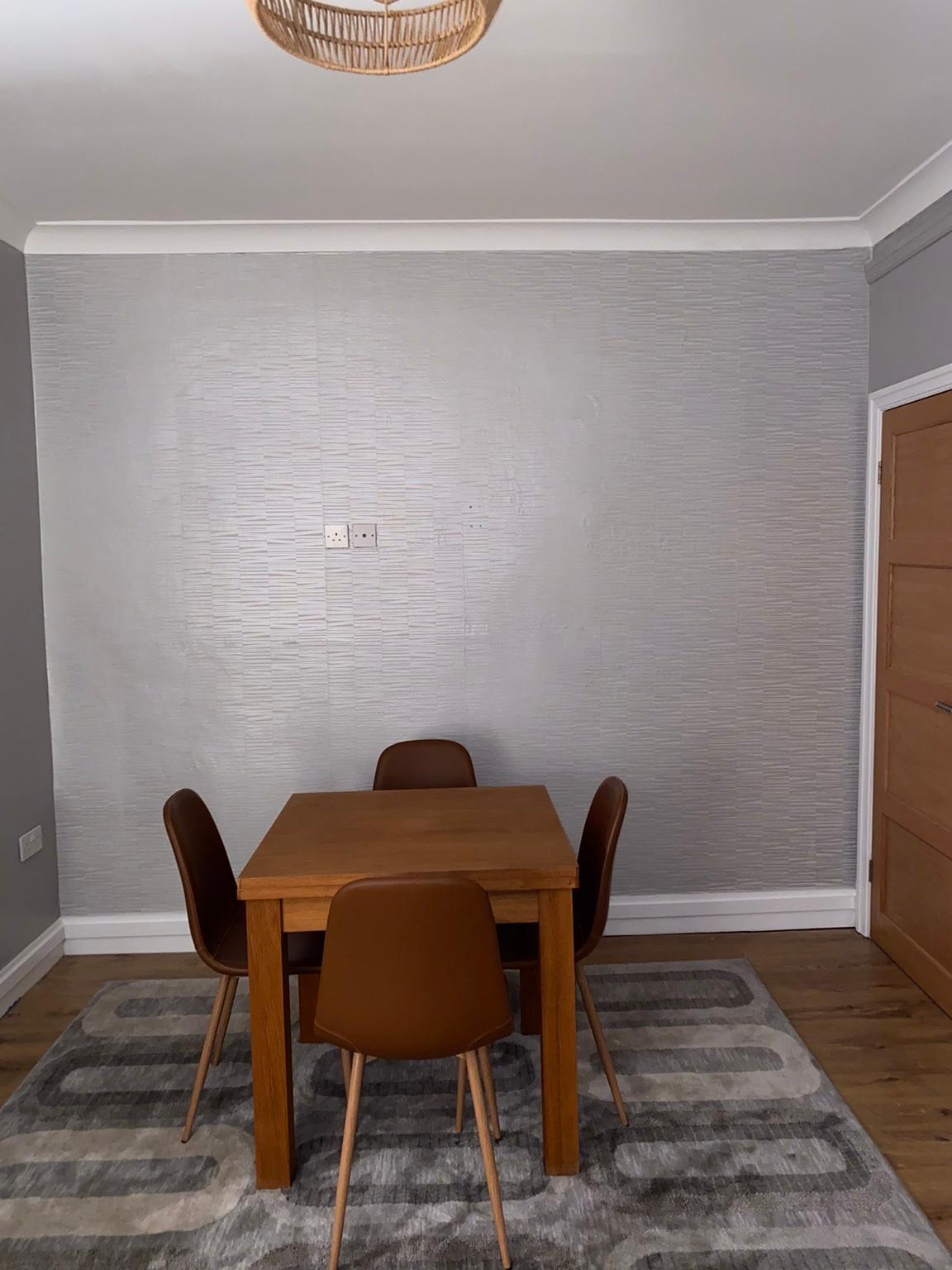 Next solid oak extending dining table in Wigan für £ 45,00 zum Verkauf