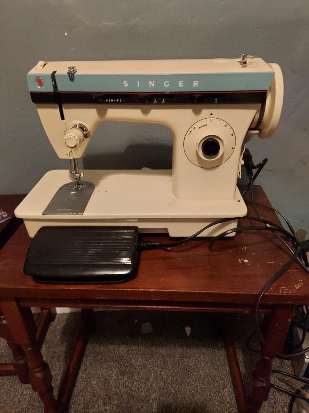 sewing machine in WF4 Wakefield für 35,00 £ zum Verkauf Shpock DE