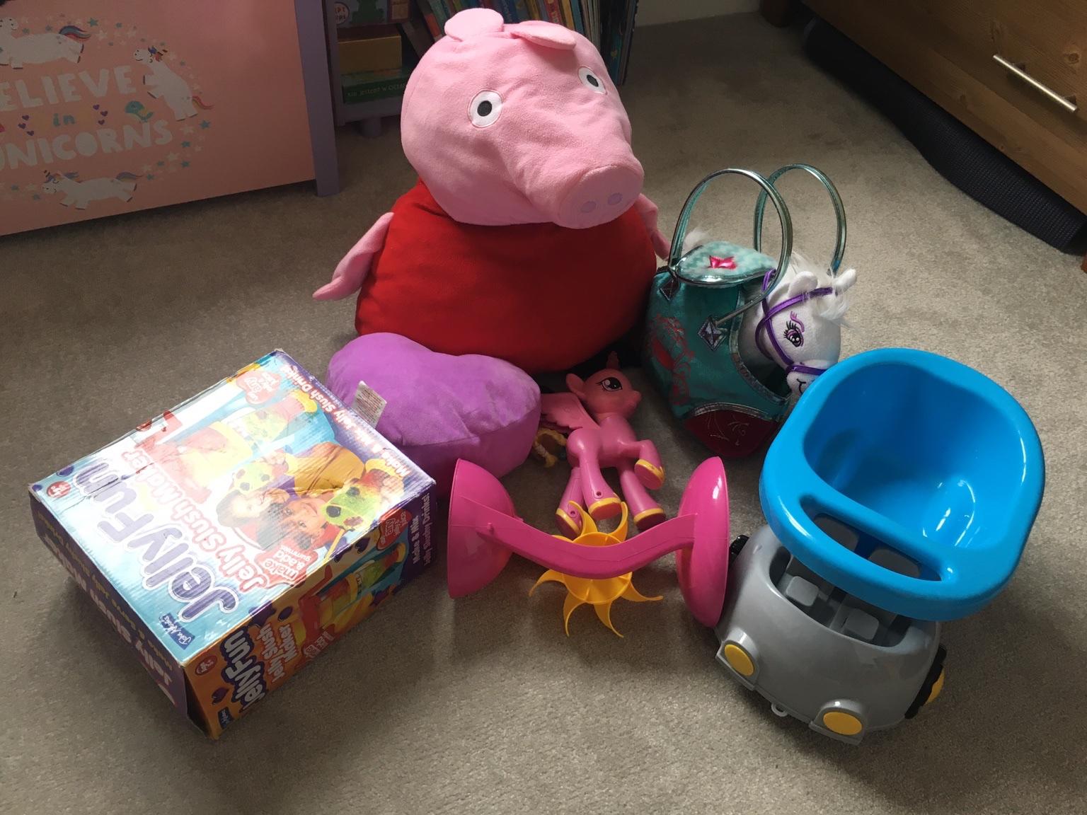 Free toys in Dartford für gratis zum Verkauf Shpock DE