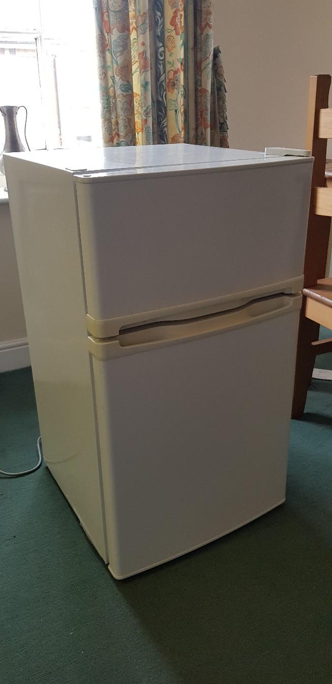 fridge freezer washing machine in Wakefield für 50,00 £ zum Verkauf Shpock DE