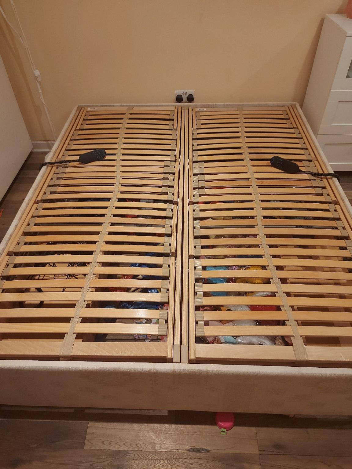 Dual king size electric bed frame in N15 Londyn für 140,00 £ zum