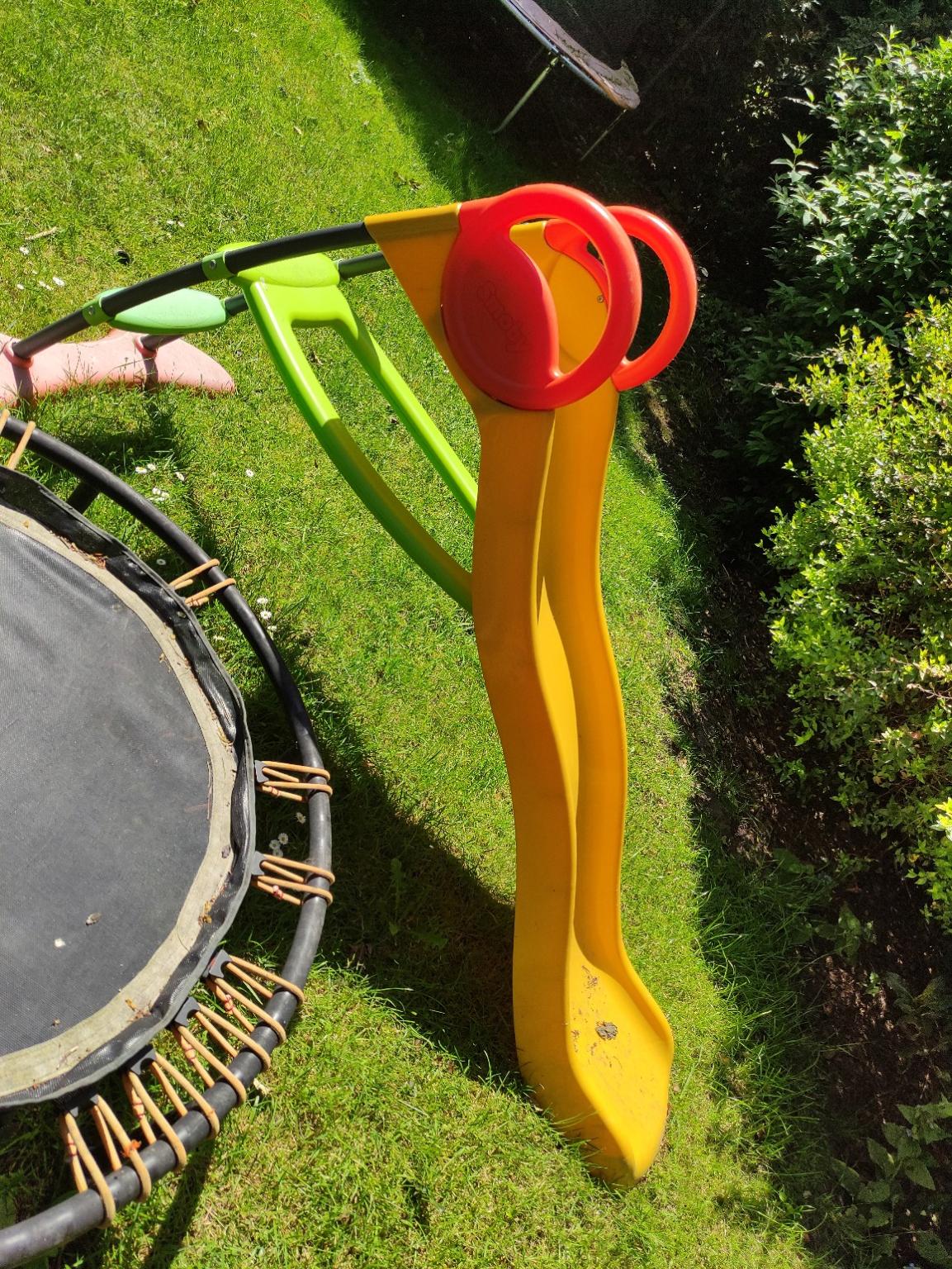 smoby slide with hose pipe attachment in SW15 Wandsworth for £20.00 for