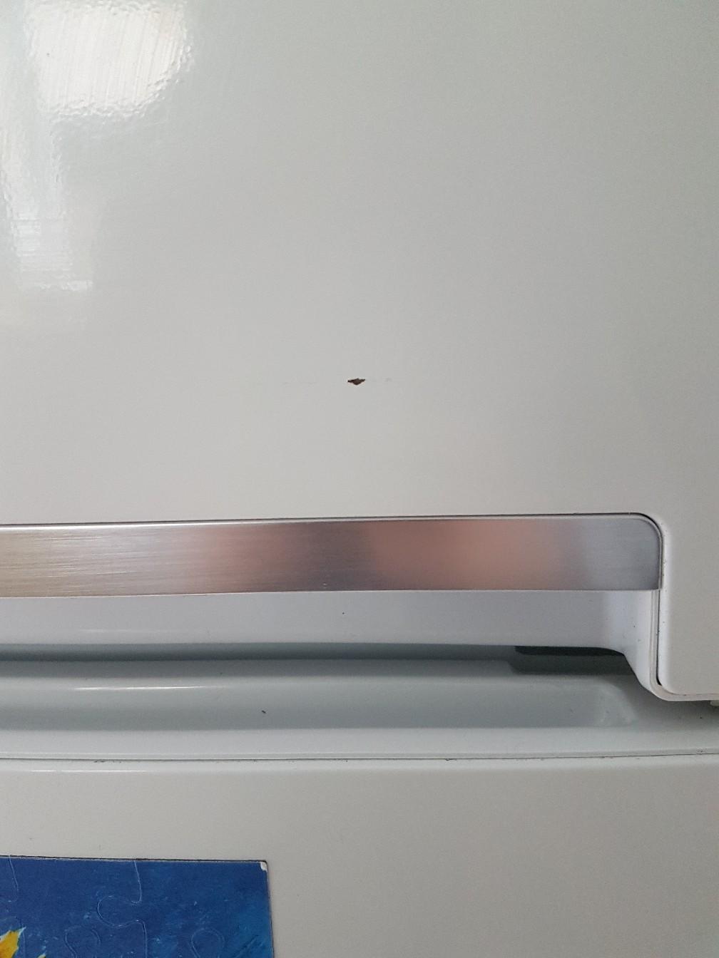 beko tall fridge freezer with water dispenser in North Kesteven für 80