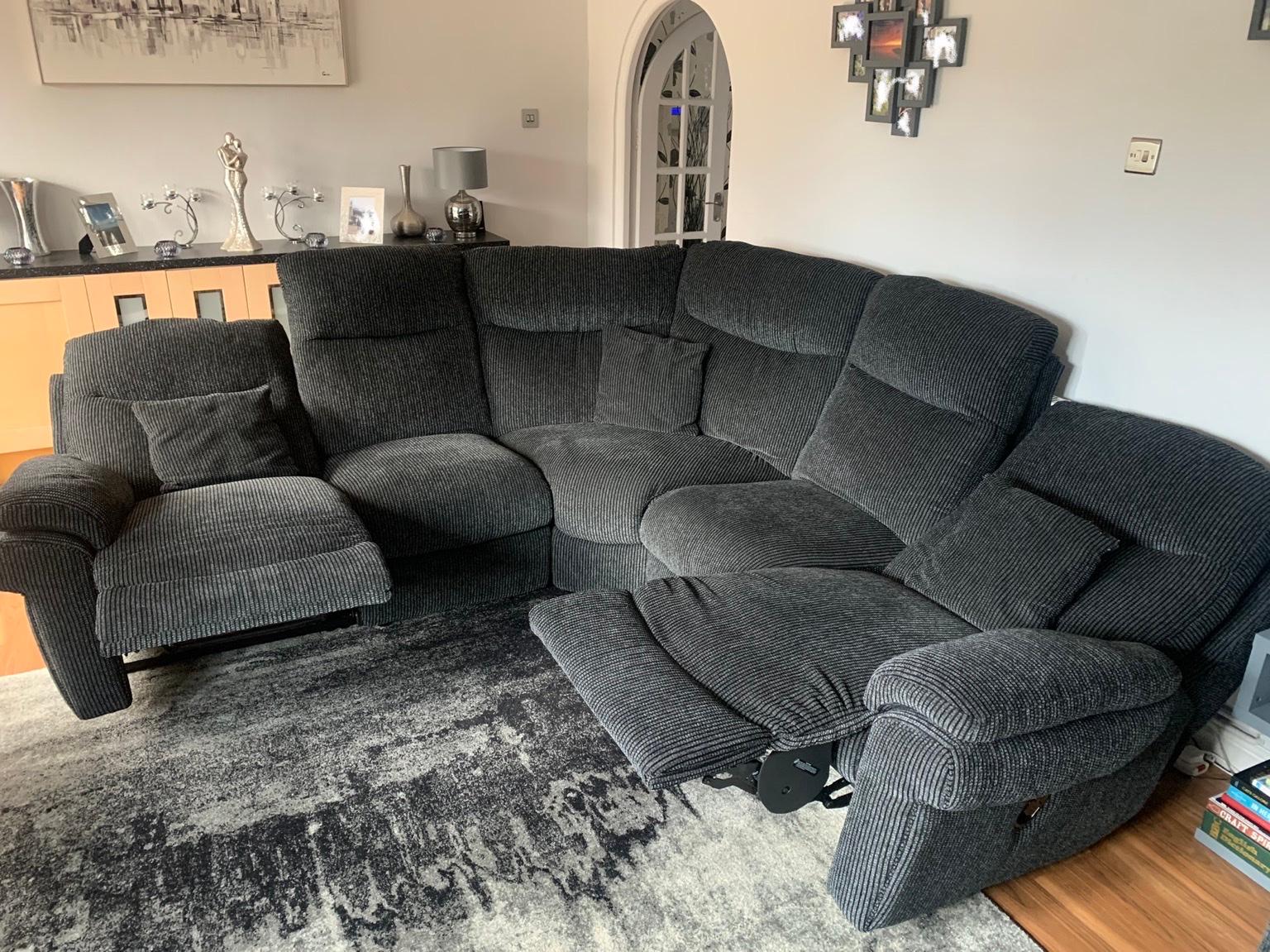 LaZboy lazyboy reclining corner sofa in B42 Birmingham for £650.00 for sale Shpock