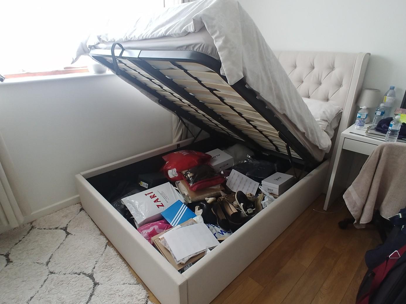 Dreams Cream Ottoman Double Bed in E3 London für £ 250,00 zum Verkauf