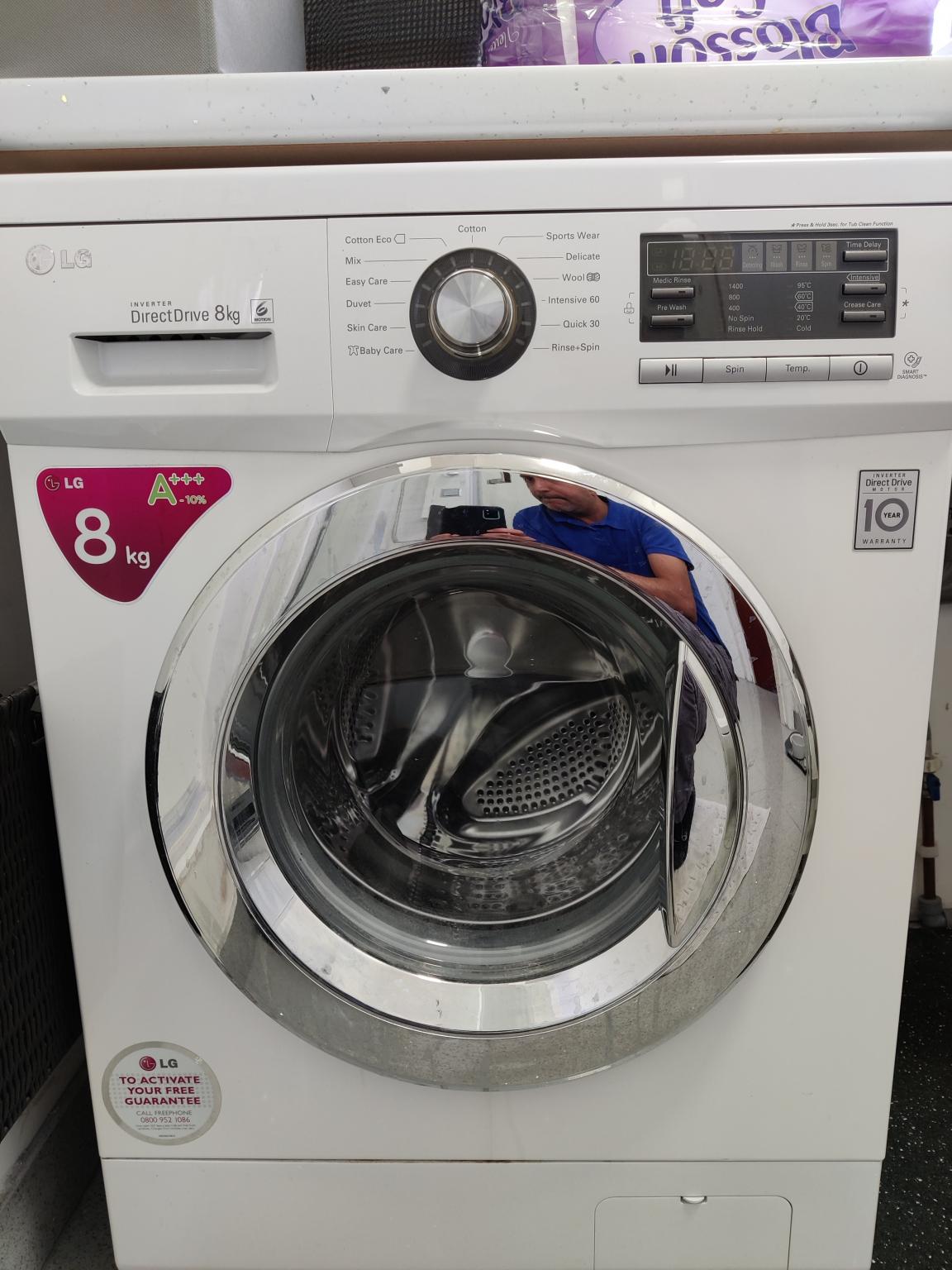 8Kg Washing Machine A++ LG in IG3 London für £ 60,00 zum Verkauf