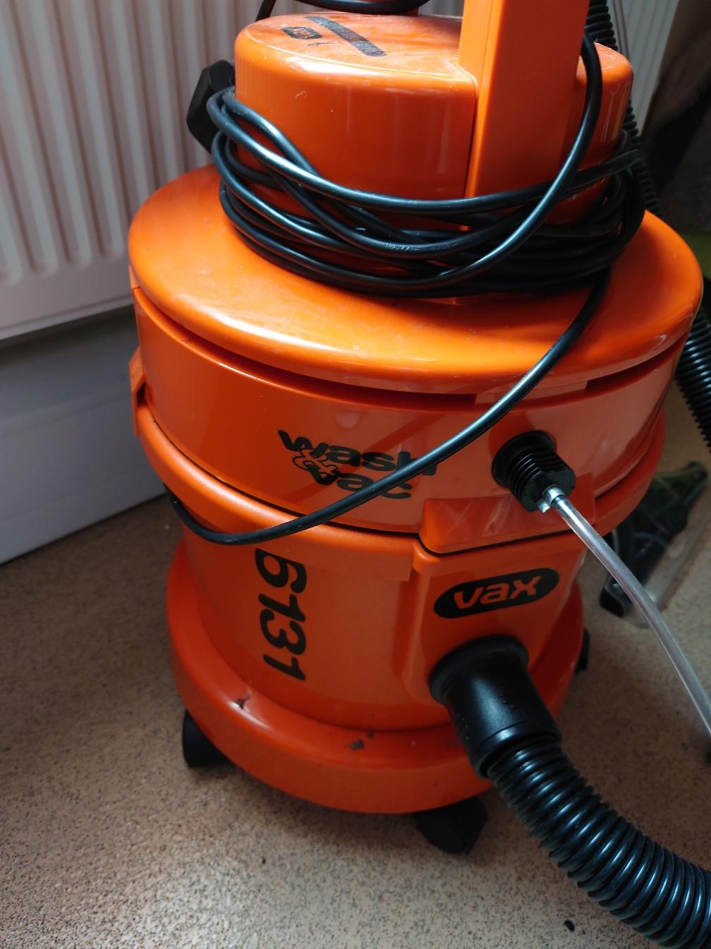 Vax 3 in 1 carpet cleaner in E13 London für £ 70,00 zum Verkauf Shpock AT