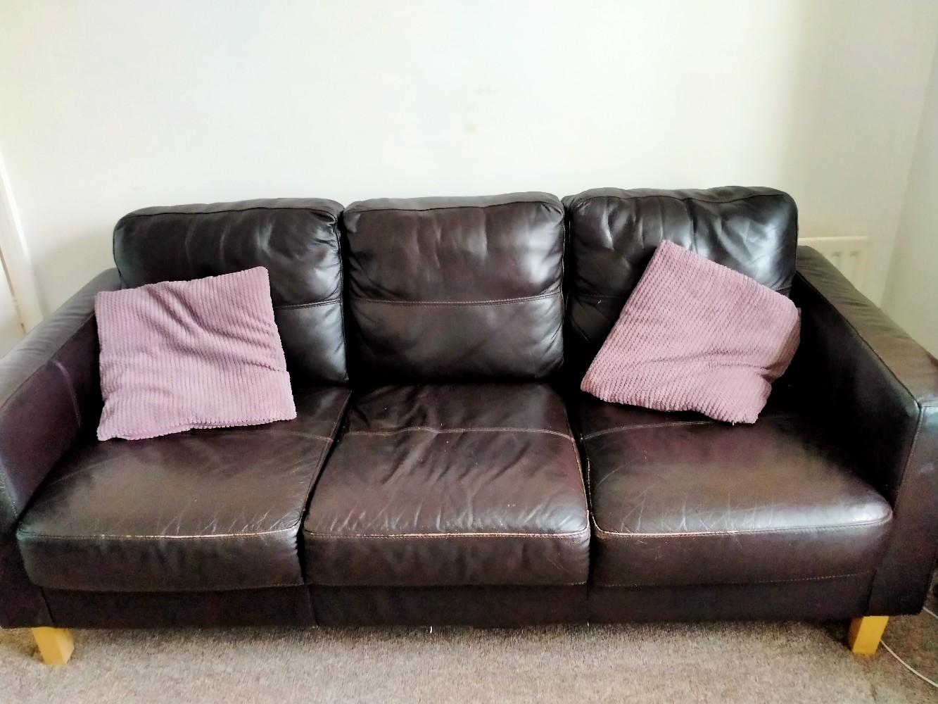 leather sofa in Wolverhampton für gratis zum Verkauf Shpock AT