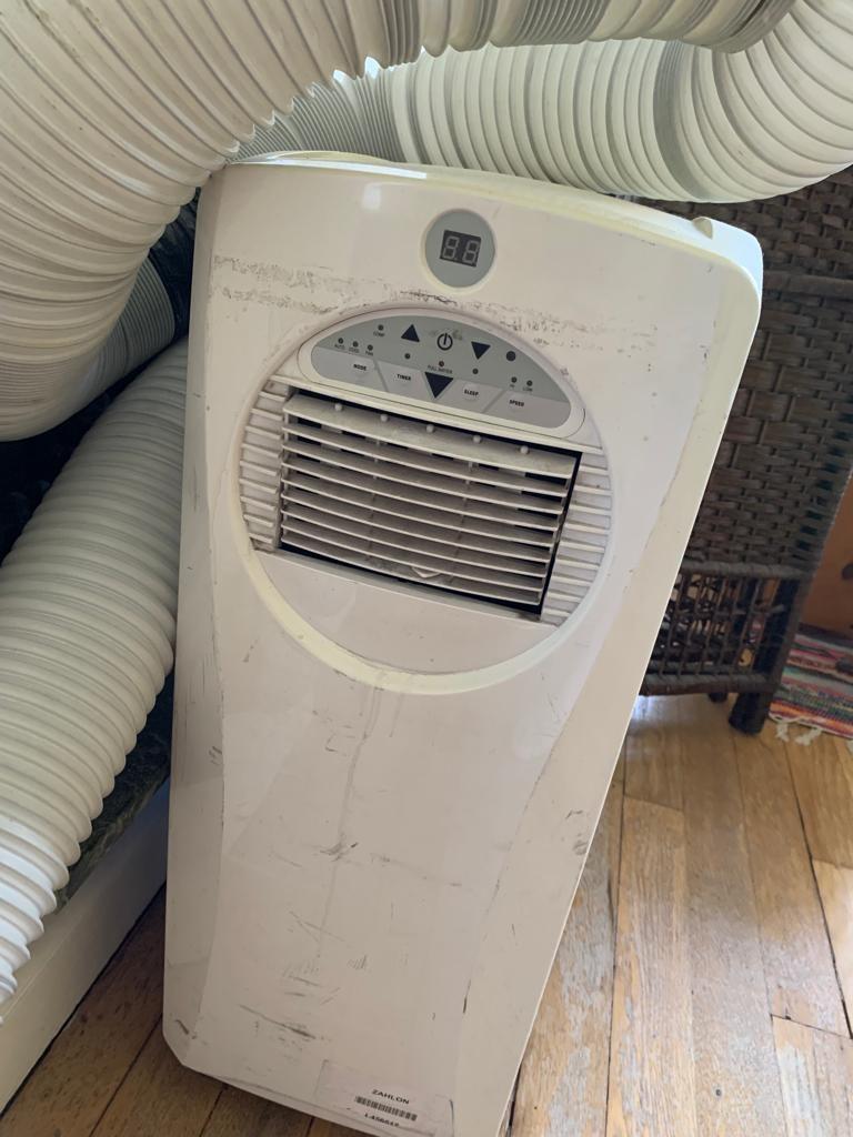 Challenge portable air conditioner (Argos) in SW19 Wandsworth für 60,00