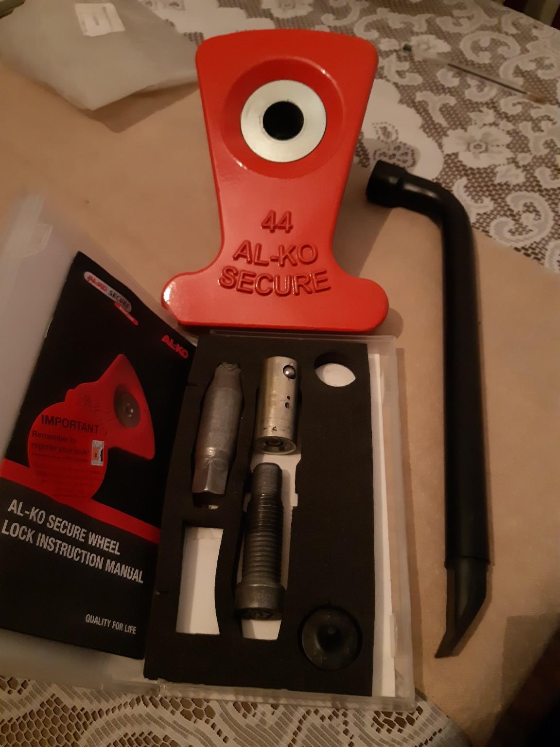 alko 44 wheel lock in SK6 Stockport for £180.00 for sale Shpock