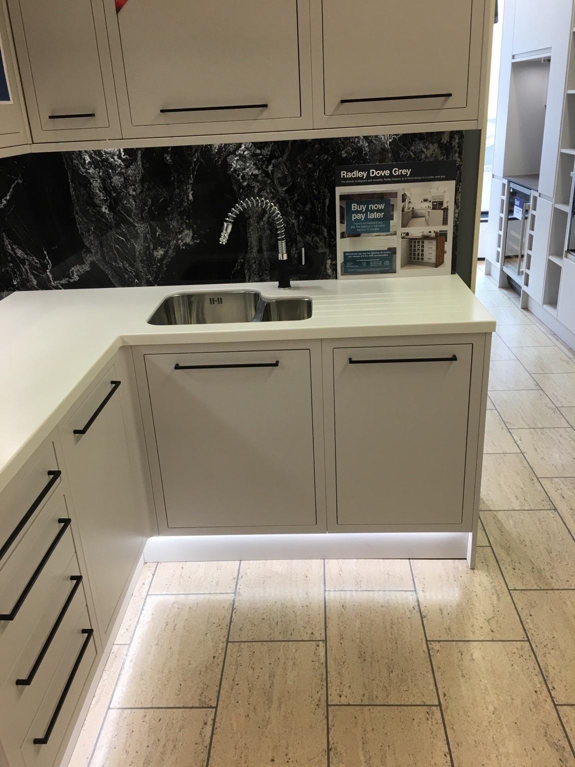 Ex Display Kitchen units in W13 London for £750.00 for sale Shpock