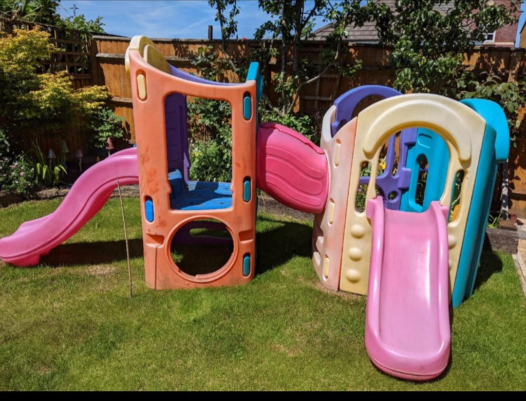 Little Tikes 8 in 1 climbing frame, slides in WV14 Metropolitan Borough of Dudley for £140.00
