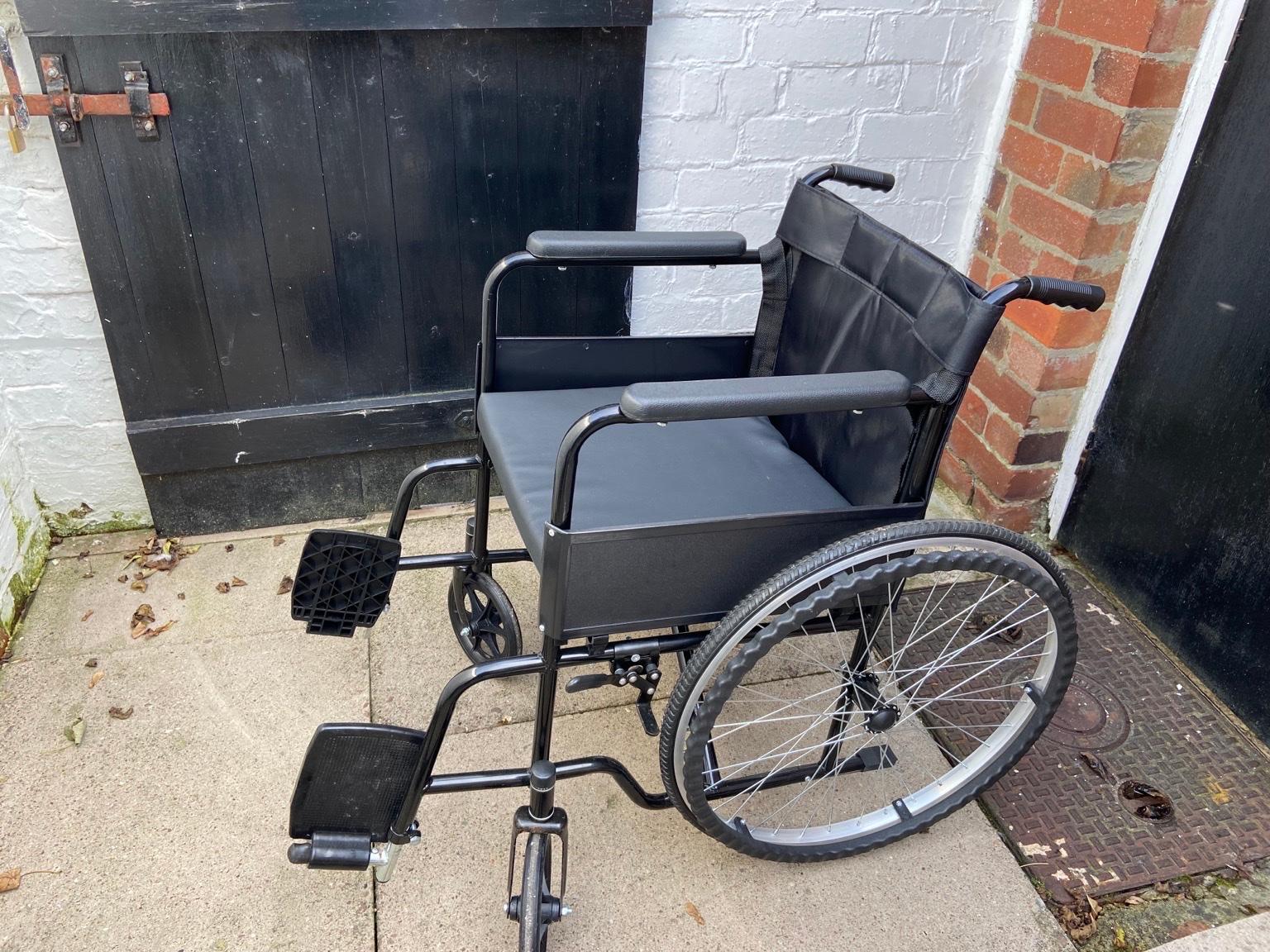 Black wheelchair in Bury für 40,00 £ zum Verkauf Shpock DE