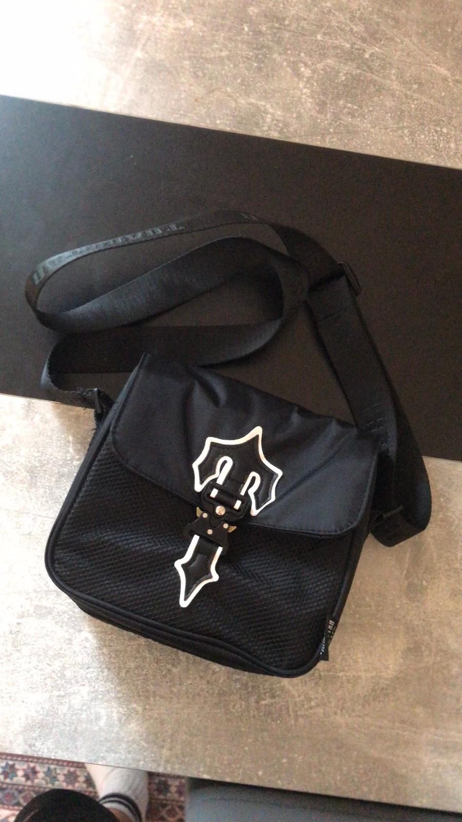 trapstar irongate bag in NN16 Kettering für 50,00 £ zum Verkauf Shpock DE