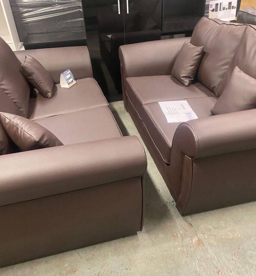 EX DISPLAY PHOENIX 3+2 SOFA in S62 Parkgate für £ 600,00 zum Verkauf