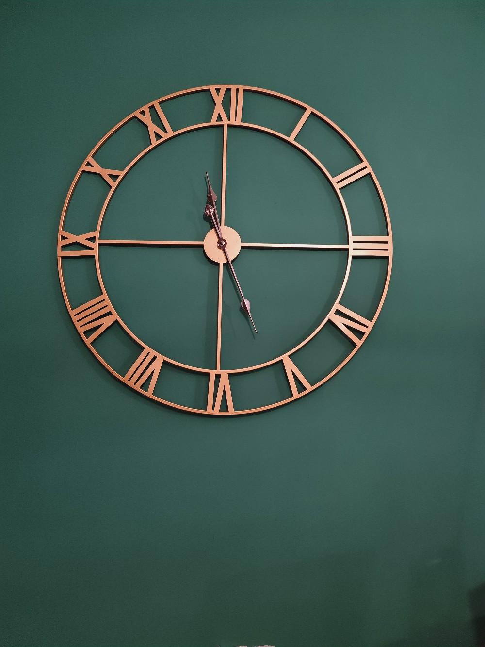 Large Gold Wall Clock 80cm. in B66 Sandwell für £ 35,00 zum Verkauf