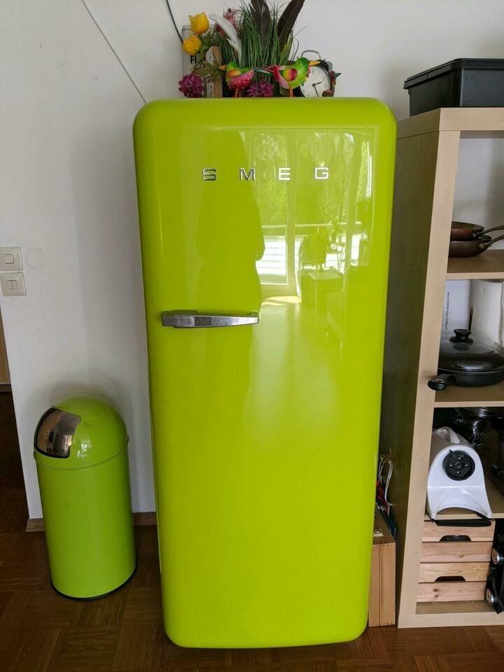Großer Smeg Kühlschrank in Limettengrün in 80331 München für 900,00