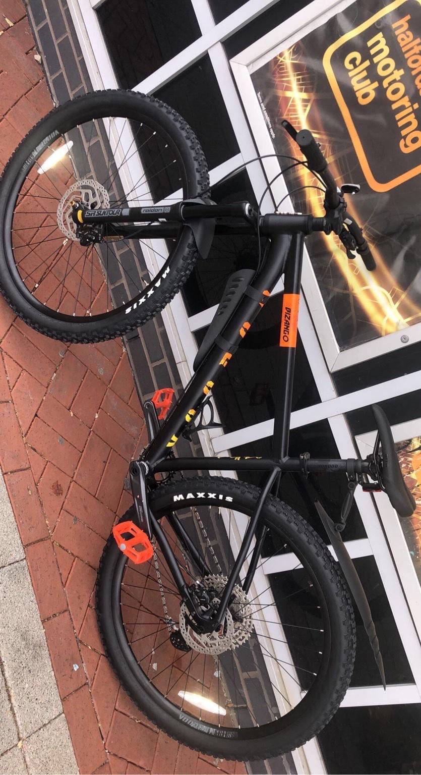 Voodoo bizango mens mountain bike in M9 Manchester for £400.00 for sale