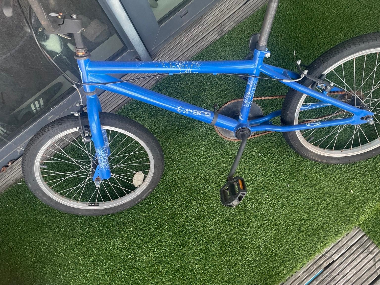 BMX BIKE in CR9 Croydon für 5,00 £ zum Verkauf Shpock DE