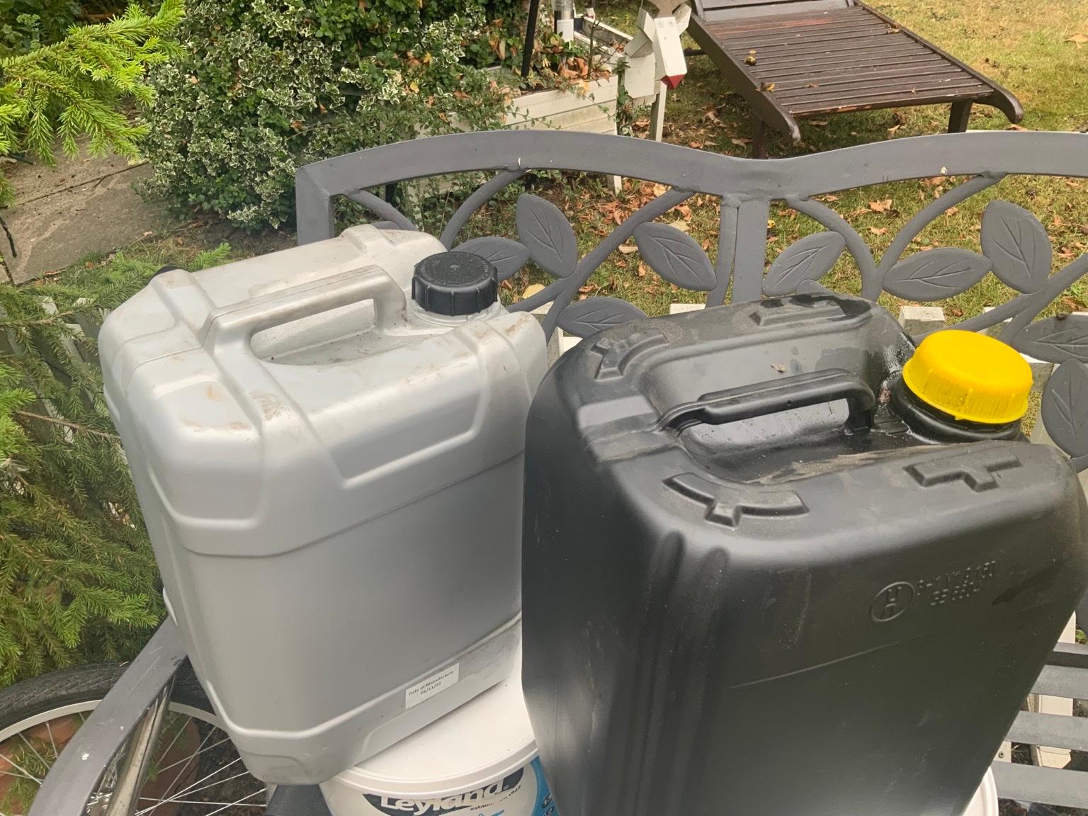 20 litre plastic containers £4 each in WF3 Wakefield for £4.00 for sale