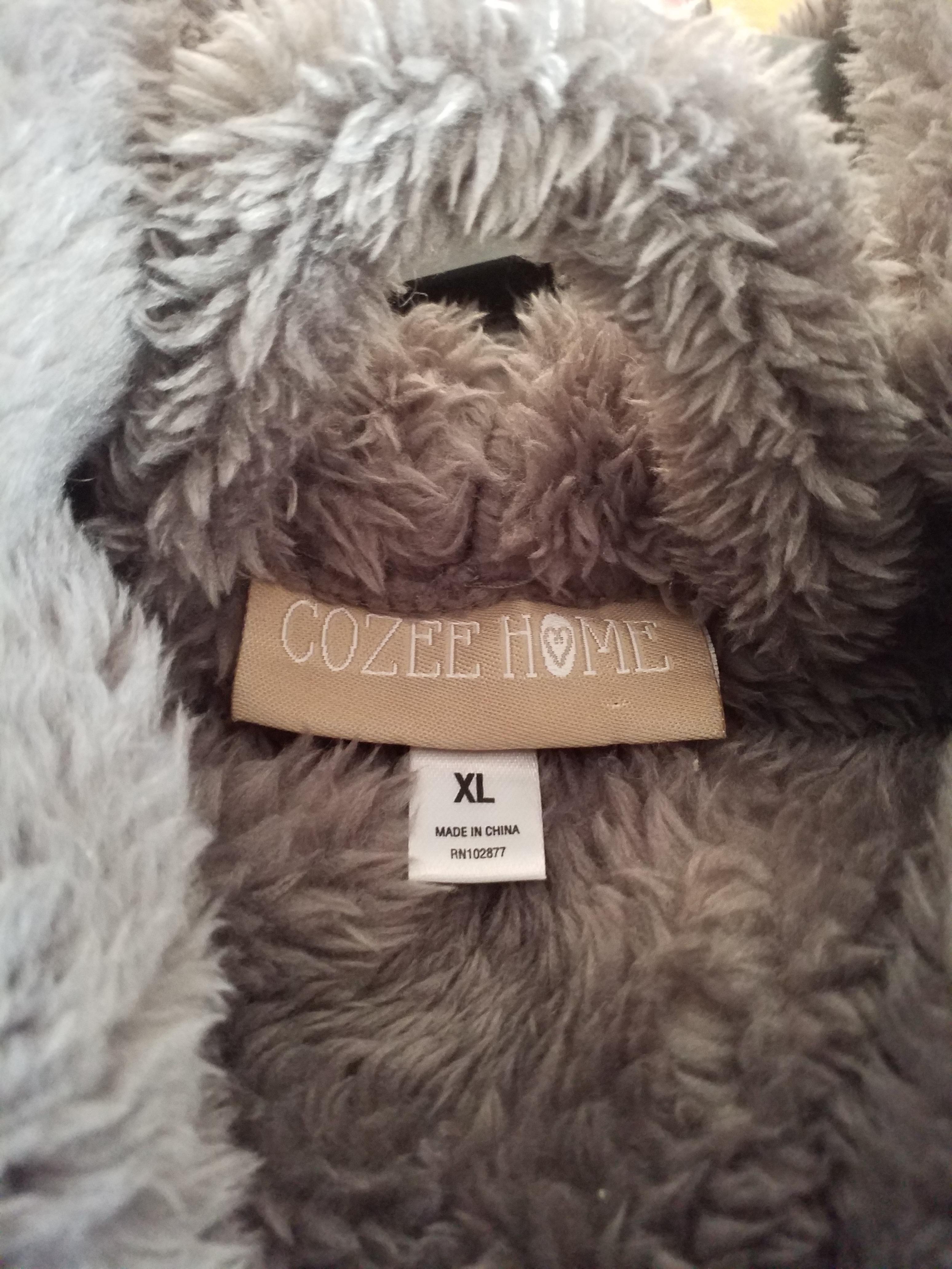 COZEE HOME!! .. MENS FLUFFY DRESSING GOWN!! in WA9 Helens für 20,00