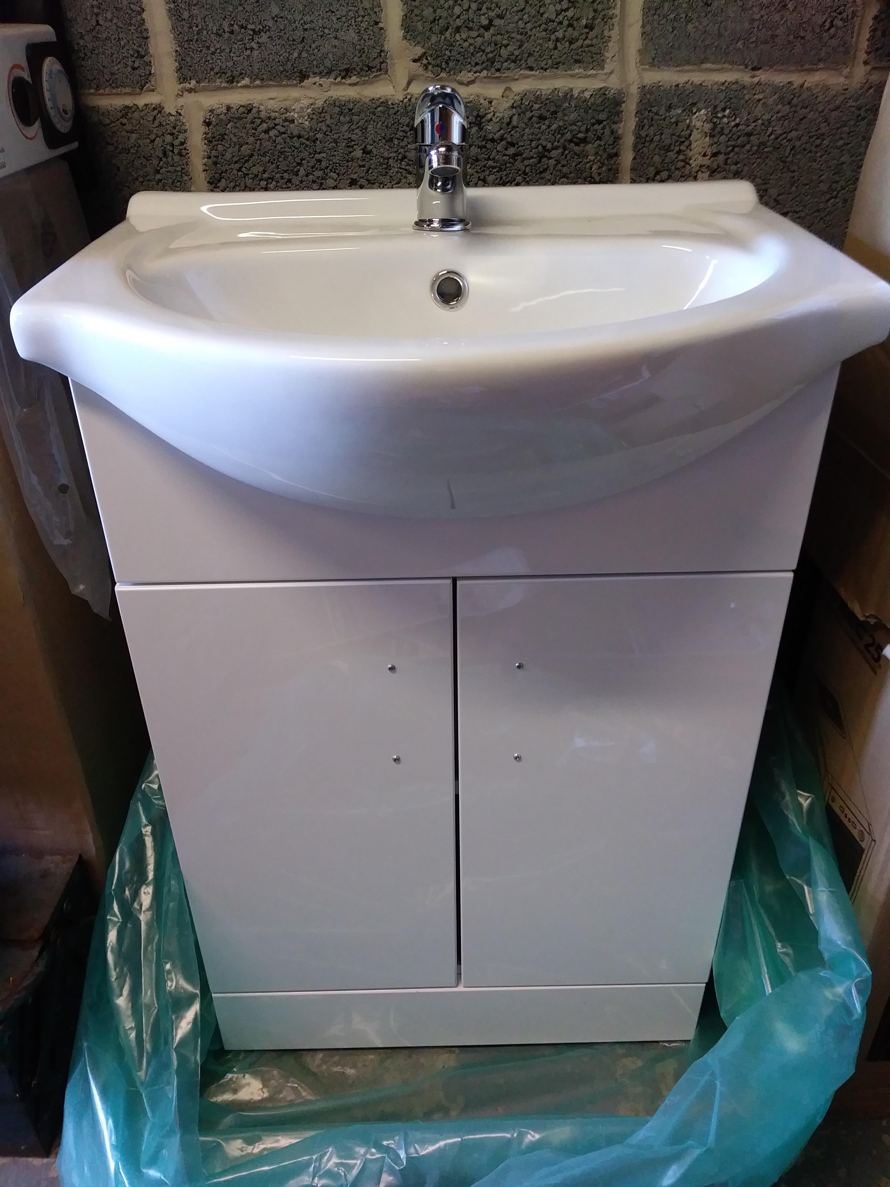 Bathroom vanity unit with basin and mixer tap in ST14 Staffordshire for £85.00 for sale Shpock