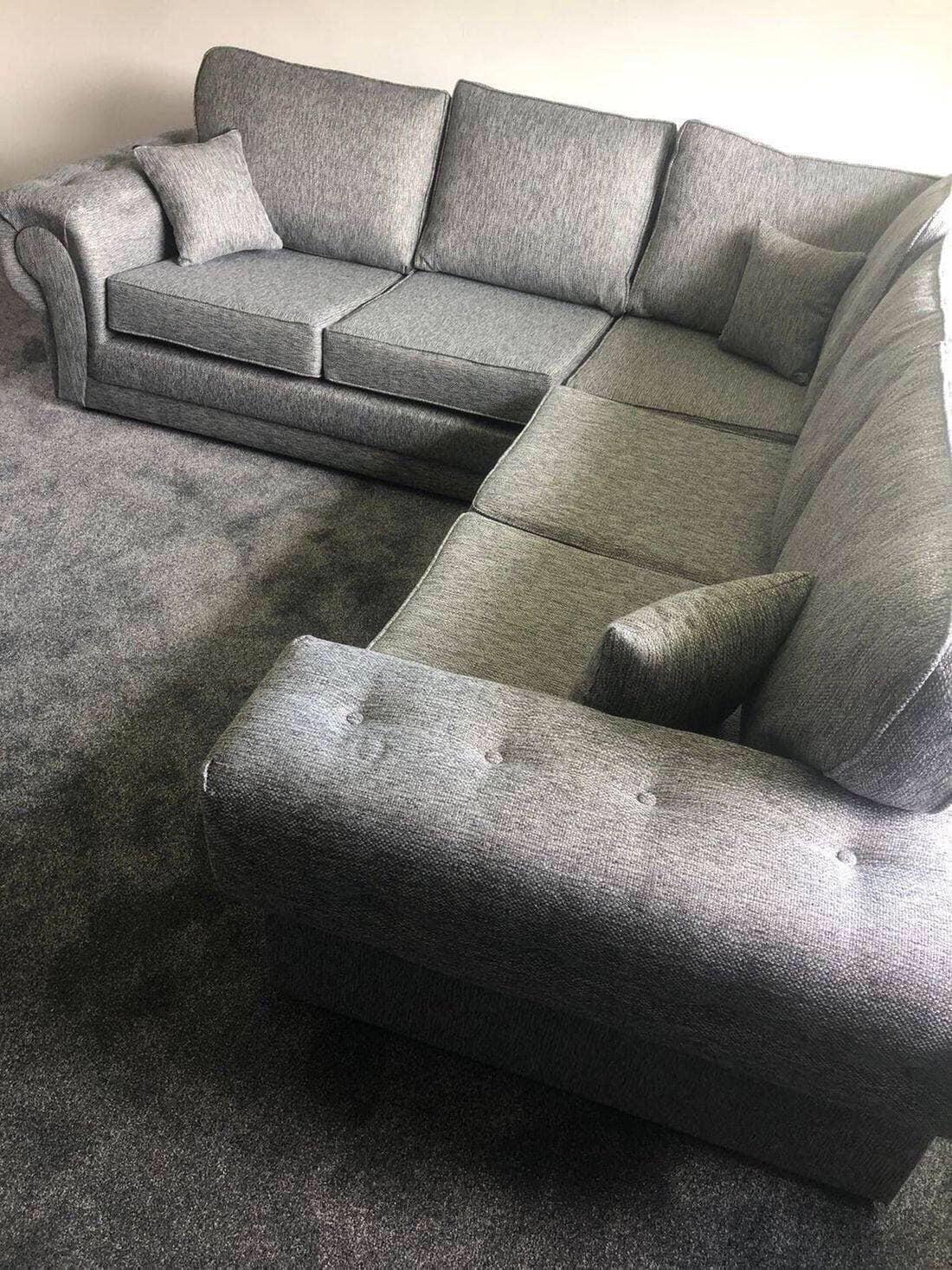 2 corner 2 Valencia sofa in silver Dundee in S62 Parkgate für 900,00