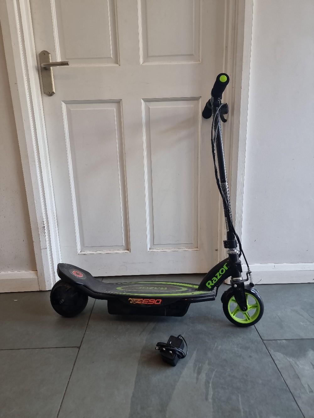 Razor Power Core E90 Electric Scooter in DA5 Bexley for £45.00 for sale