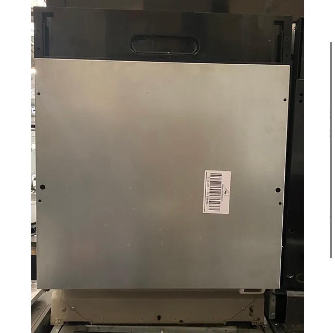 004) GRADED HISENSE INTEGRATED DISHWASHER in Wv10 9ds Wolverhampton für