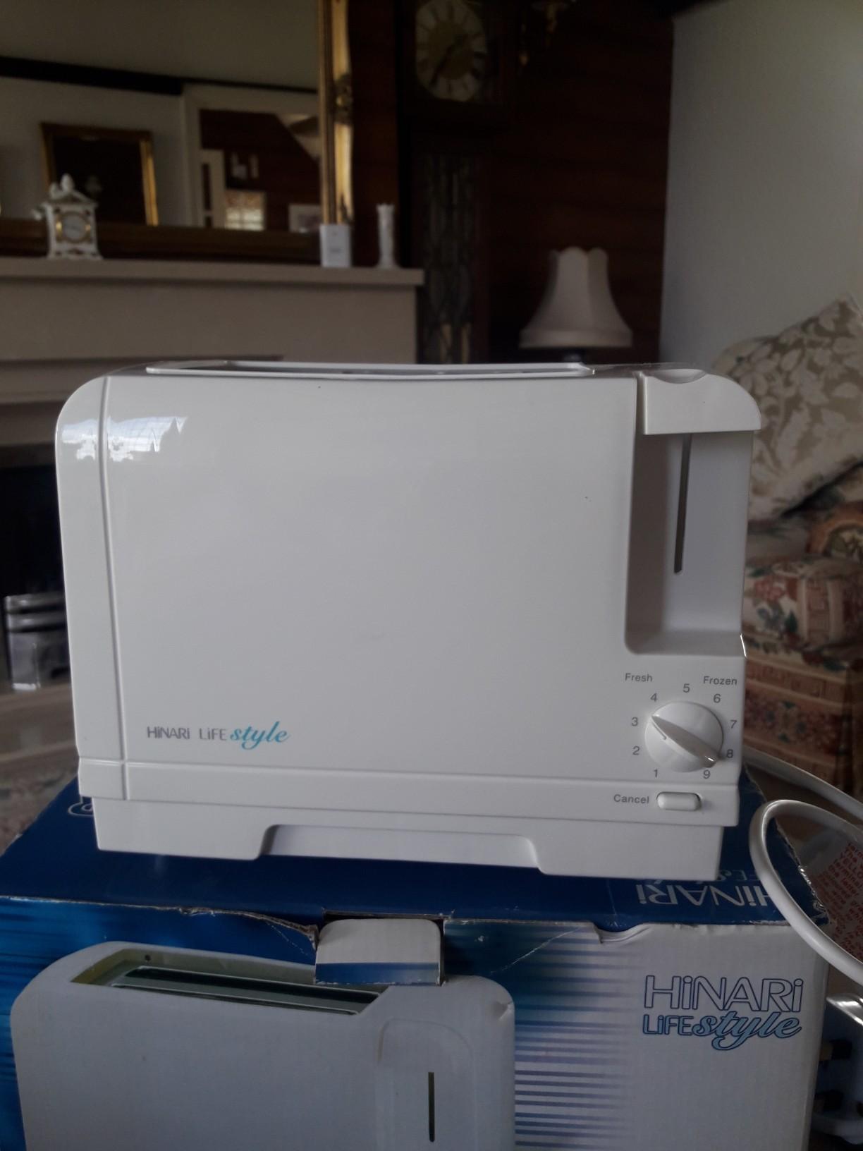 hinari toaster in B68 Sandwell für £ 6,00 zum Verkauf Shpock AT